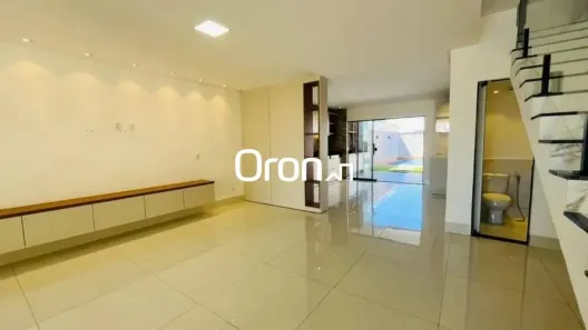 Sobrado com 3 Quartos à venda, 170m² no Goiânia 2, Goiânia