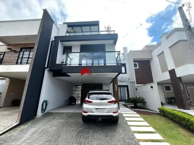 Sobrado com 4 Quartos à venda, 190m² no Costeira, São José dos Pinhais