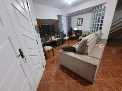Casa com 3 Quartos à venda, 165m² no Jardim Belvedere, Volta Redonda