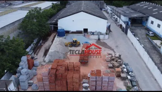 Galpão/Depósito/Armazém à venda, 2500m² no Jardim Bela Vista, Guarulhos