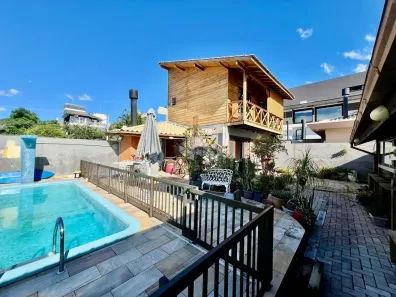 Casa com 3 Quartos à venda, 260m² no Campeche, Florianópolis