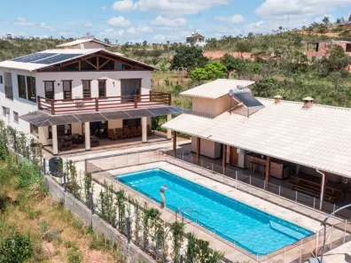 Fazenda/Sítio com 7 Quartos à venda, 317m² no , Jaboticatubas