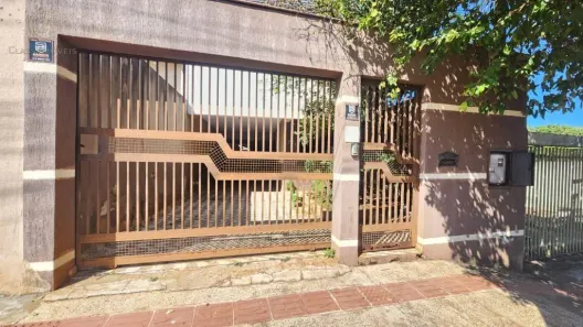 Casa com 3 Quartos para alugar, 132m² no Jardim do Leste, Londrina