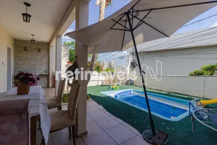 Casa com 4 Quartos à venda, 160m² no Estoril, Belo Horizonte