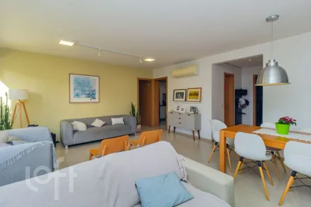 Apartamento com 3 Quartos à venda, 122m² no Menino Deus, Porto Alegre