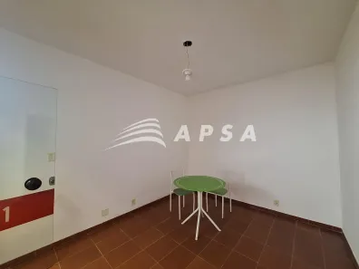 Ponto Comercial para alugar, 13m² no Alcântara, São Gonçalo