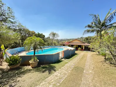 Fazenda/Sítio com 2 Quartos à venda, 195m² no Dona Catarina, Mairinque
