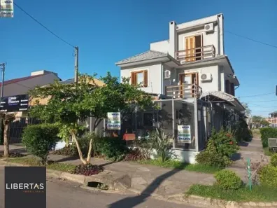 Casa com 3 Quartos à venda, 181m² no Hípica, Porto Alegre