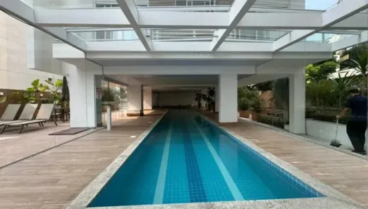 Apartamento com 4 Quartos para alugar, 253m² no Centro, Florianópolis