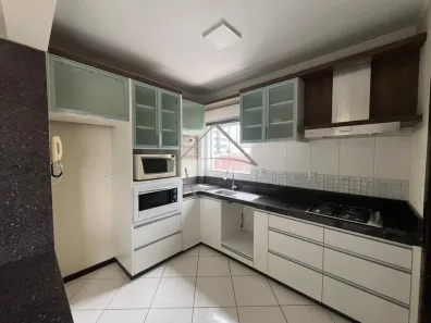 Apartamento com 2 Quartos para alugar, 100m² no Centro, Jaraguá do Sul