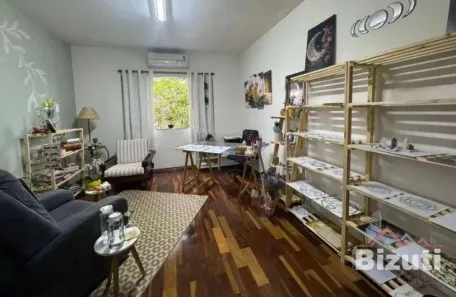 Casa com 3 Quartos à venda, 221m² no Vila Rami, Jundiaí