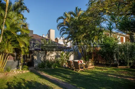 Casa com 3 Quartos para venda ou aluguel, 200m² no Jurerê Internacional, Florianópolis