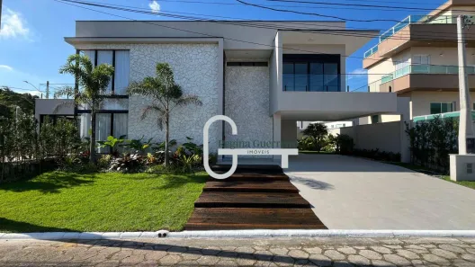 Casa de Condomínio com 4 Quartos à venda, 200m² no Bal Stella Maris, Peruíbe