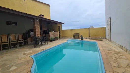 Casa com 4 Quartos à venda, 200m² no Atibaia Jardim, Atibaia