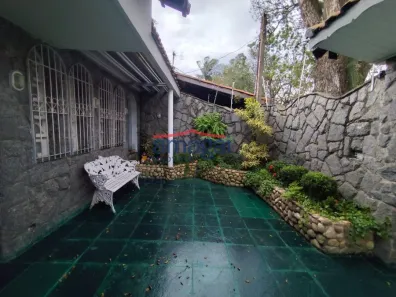 Casa com 3 Quartos à venda, 140m² no Jardim Flórida, Jacareí