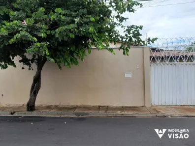 Casa com 2 Quartos à venda, 193m² no Grande Horizonte, Uberaba