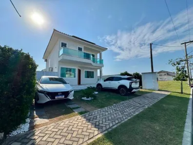 Casa de Condomínio com 3 Quartos à venda, 280m² no Ogiva, Cabo Frio