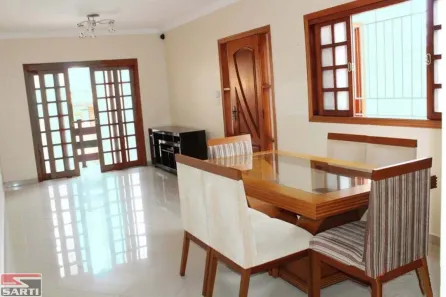 Sobrado com 3 Quartos à venda, 300m² no Vila Irmãos Arnoni, São Paulo