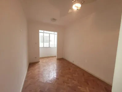 Kitnet com 1 Quarto para alugar, 24m² no Centro, Rio de Janeiro