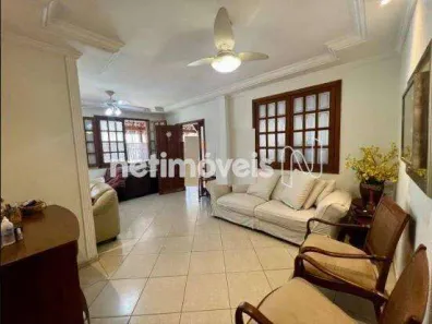 Casa com 5 Quartos à venda, 272m² no Alípio de Melo, Belo Horizonte