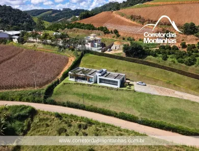 Casa com 4 Quartos à venda, 300m² no Centro, Venda Nova do Imigrante