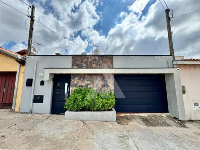 Casa com 3 Quartos à venda, 150m² no Cambuí, Itapetininga