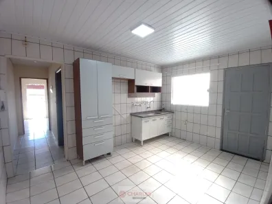 Casa com 2 Quartos para alugar, 80m² no Santa Cruz, Mogi Mirim