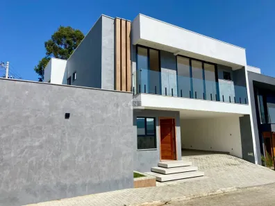 Casa com 3 Quartos à venda, 200m² no Vina Del Mar, Juiz de Fora