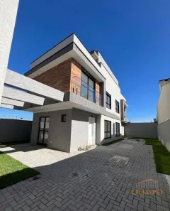 Sobrado com 3 Quartos à venda, 108m² no Uberaba, Curitiba