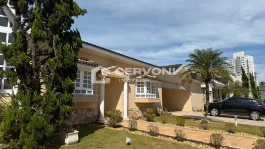 Casa com 3 Quartos para alugar, 360m² no Jardim Altos de Santana I, Jacareí