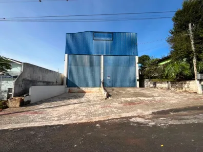 Galpão/Depósito/Armazém para alugar, 339m² no Belvedere, Chapecó