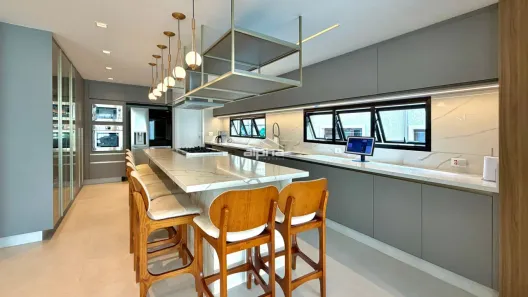 Casa de Condomínio com 6 Quartos à venda, 530m² no Alphaville, Santana de Parnaíba