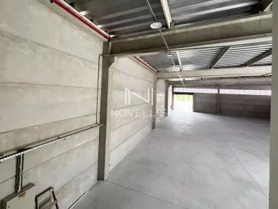 Galpão/Depósito/Armazém para alugar, 950m² no Rio Abaixo, Jacareí
