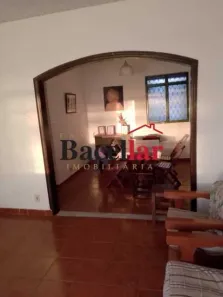 Casa com 3 Quartos à venda, 200m² no Guadalupe, Rio de Janeiro