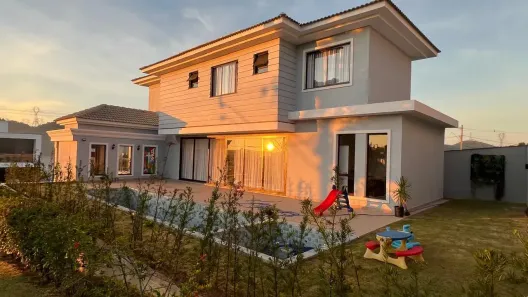 Casa com 4 Quartos à venda, 350m² no Casa de Pedra, Volta Redonda
