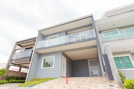 Sobrado com 3 Quartos à venda, 261m² no Cidade Industrial, Curitiba
