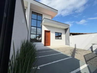 Casa com 3 Quartos à venda, 70m² no Aventureiro, Joinville