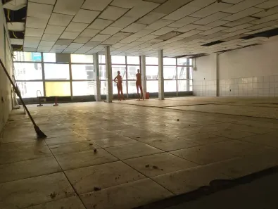 Ponto Comercial para alugar, 304m² no Alcântara, São Gonçalo
