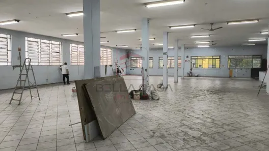 Galpão/Depósito/Armazém para alugar, 450m² no Quarta Parada, São Paulo