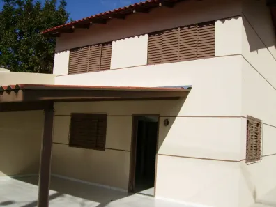 Sobrado com 3 Quartos para alugar, 100m² no Boqueirão, Curitiba