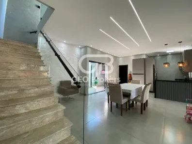 Sobrado com 2 Quartos à venda, 168m² no Loteamento Villa Branca, Jacareí