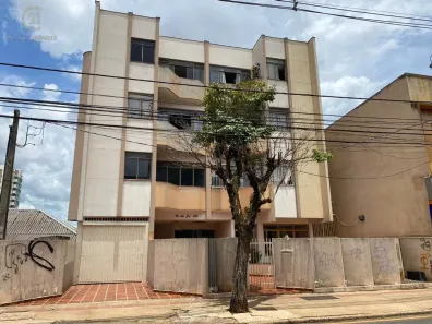 Apartamento com 2 Quartos à venda, 65m² no Centro, Londrina