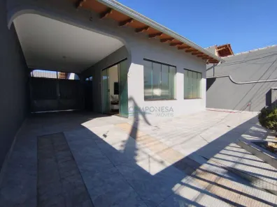 Casa com 3 Quartos à venda, 140m² no São Pedro, Londrina