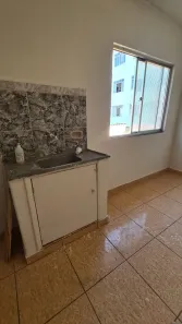 Kitnet com 1 Quarto para alugar, 40m² no Centro, Duque de Caxias
