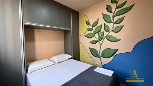 Apartamento com 2 Quartos para alugar, 55m² no Vila Bosque, Maringá