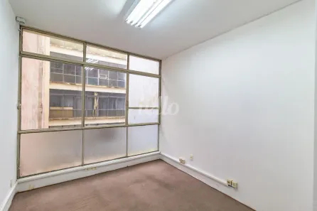 Sala Comercial para alugar, 91m² no República, São Paulo
