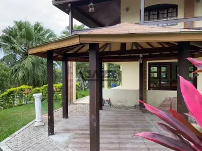Fazenda/Sítio com 4 Quartos à venda, 690m² no Chácaras Condomínio Recanto Pássaros II, Jacareí