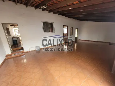 Casa com 2 Quartos à venda, 190m² no Pacaembu, Uberlândia