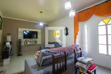 Casa com 3 Quartos à venda, 300m² no Campestre, Santo André