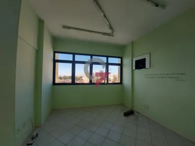 Sala Comercial para alugar, 31m² no Centro, Taubaté